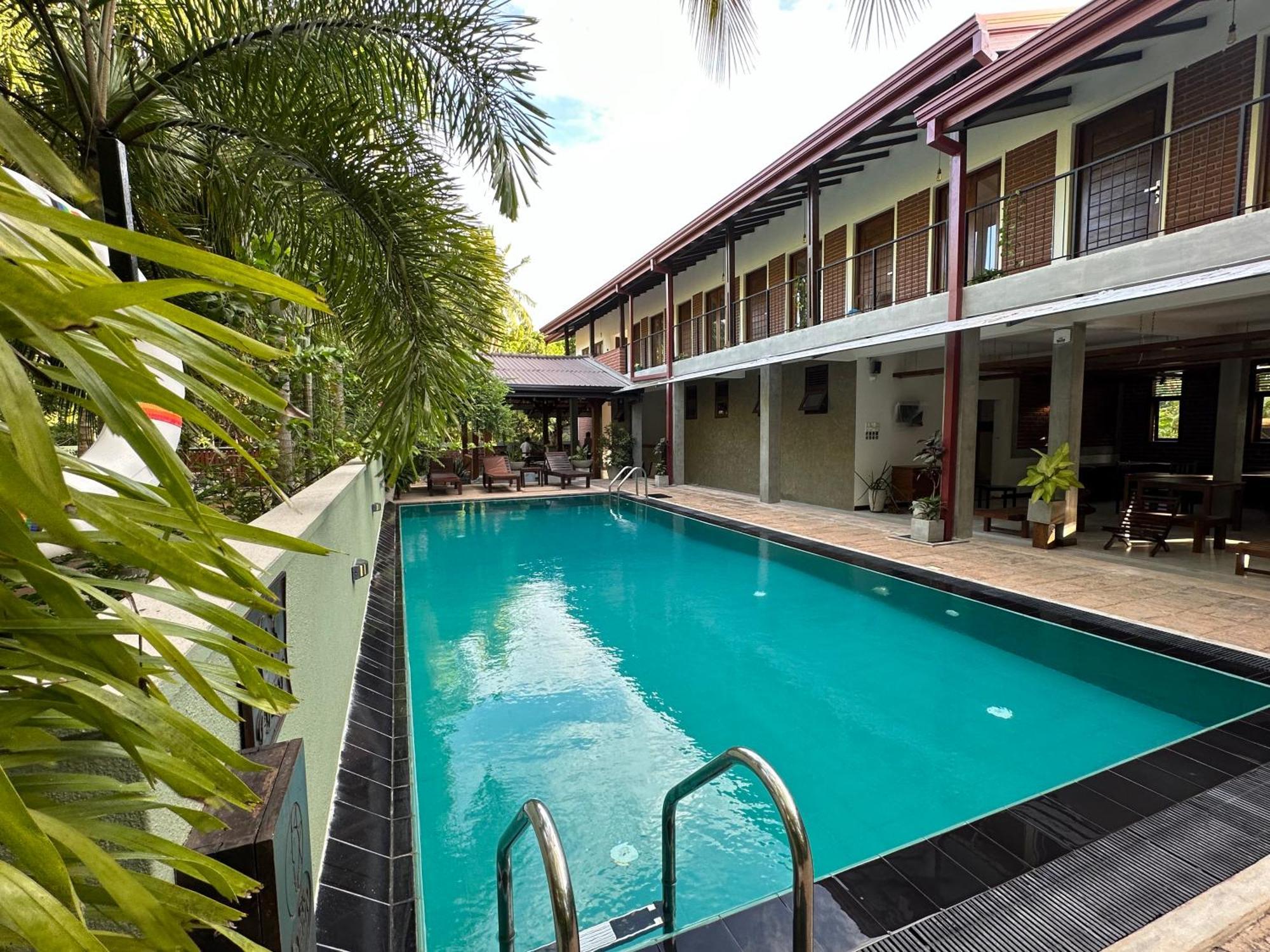 Hotel Heladiv Anuradhapura Eksteriør billede