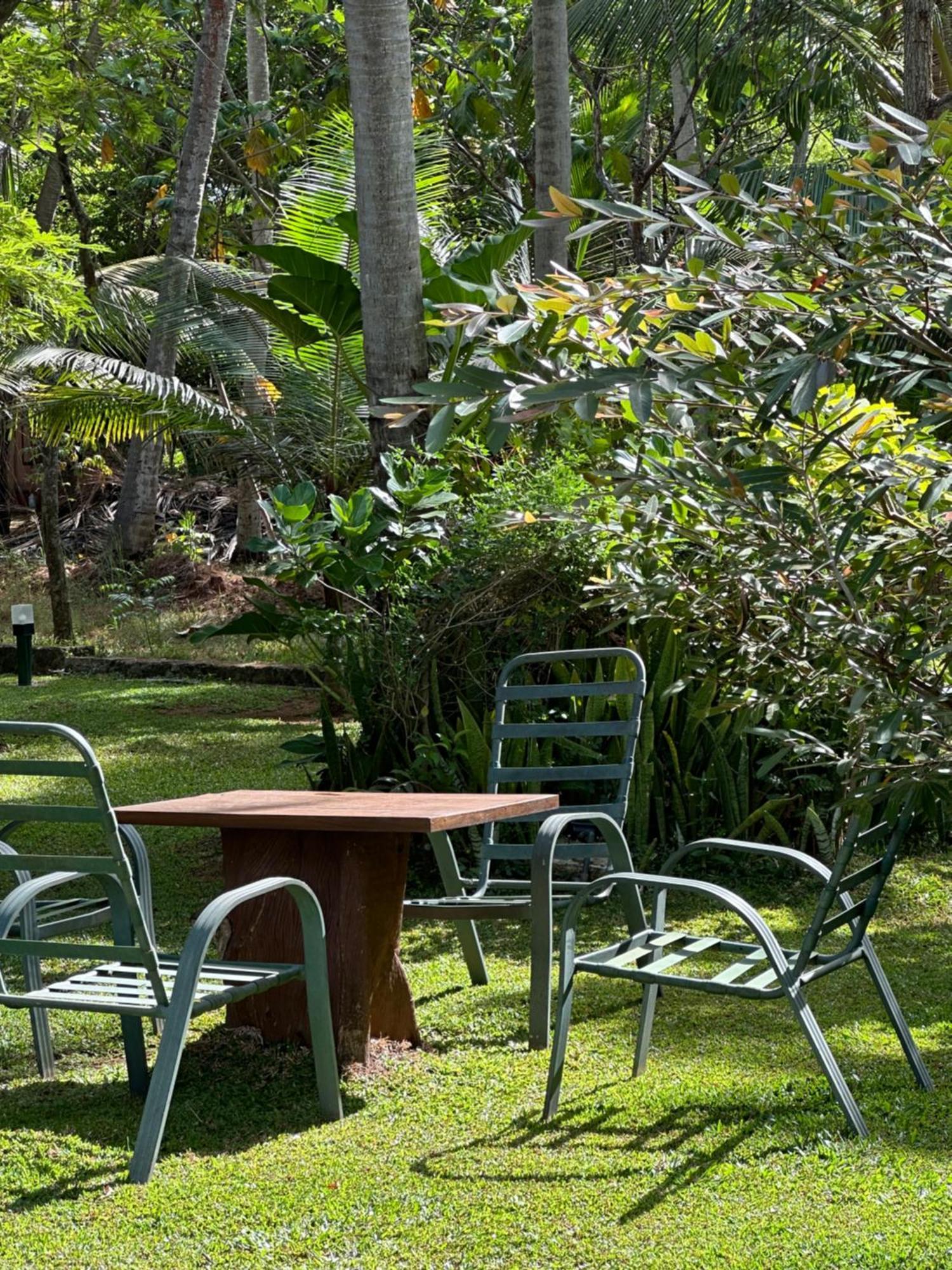 Hotel Heladiv Anuradhapura Eksteriør billede