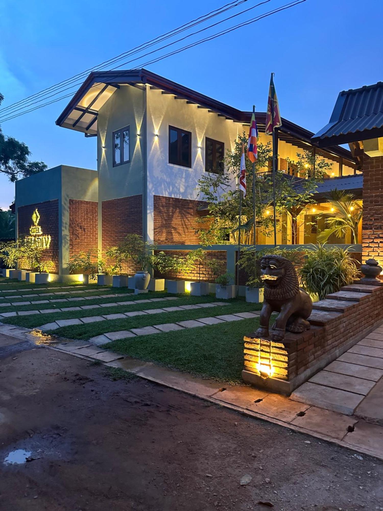 Hotel Heladiv Anuradhapura Eksteriør billede