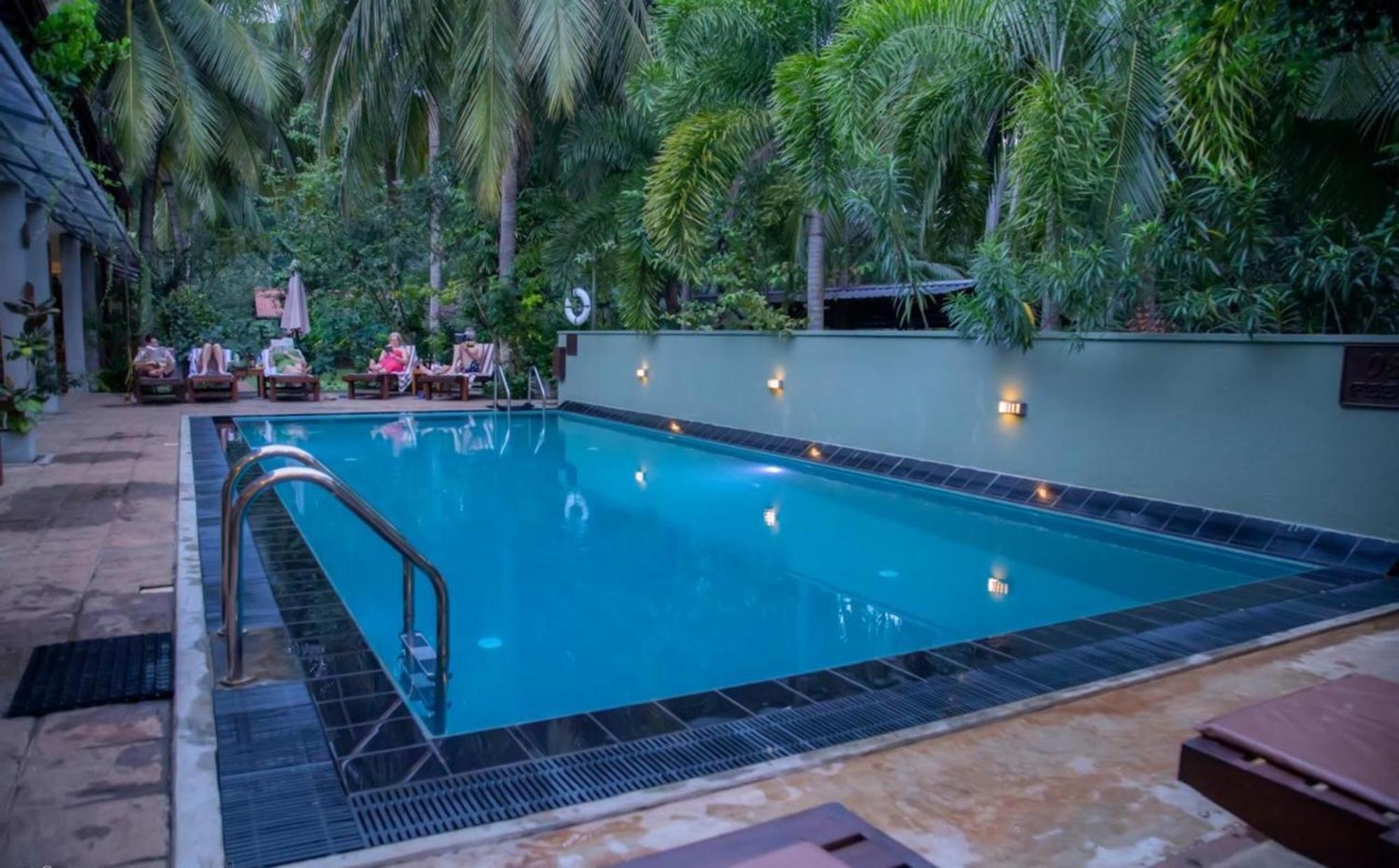 Hotel Heladiv Anuradhapura Eksteriør billede