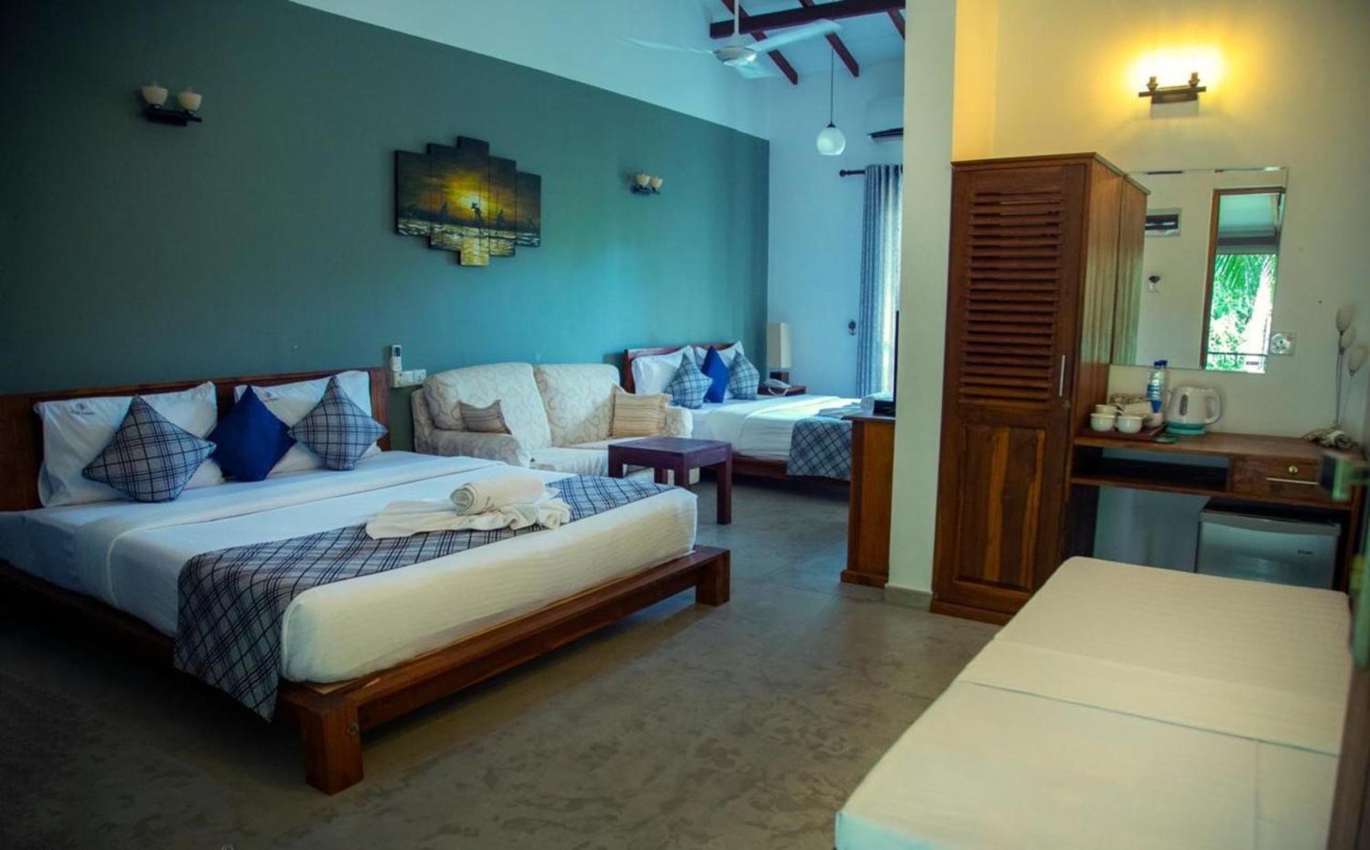 Hotel Heladiv Anuradhapura Eksteriør billede